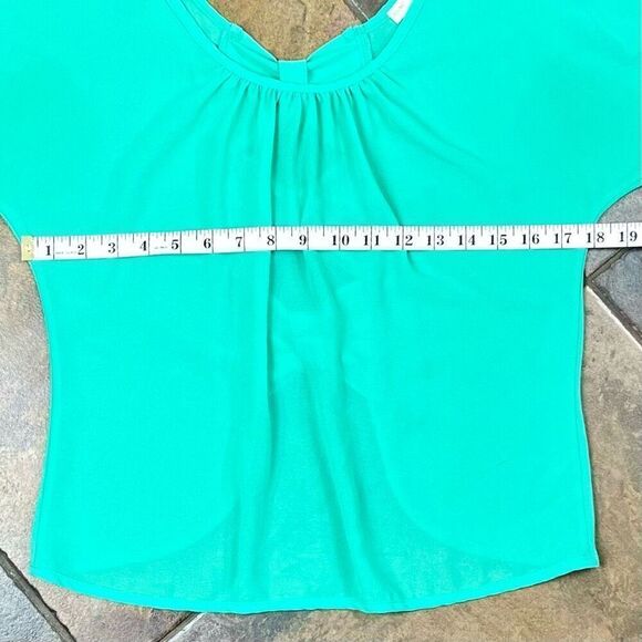 A’gaci Women’s Thin Short Sleeve Bow Back Closure Blouse - Picture 9 of 10